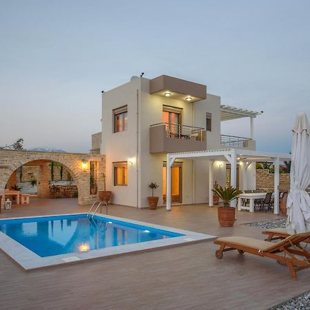 קמילרי Golden Sky Villa מראה חיצוני תמונה