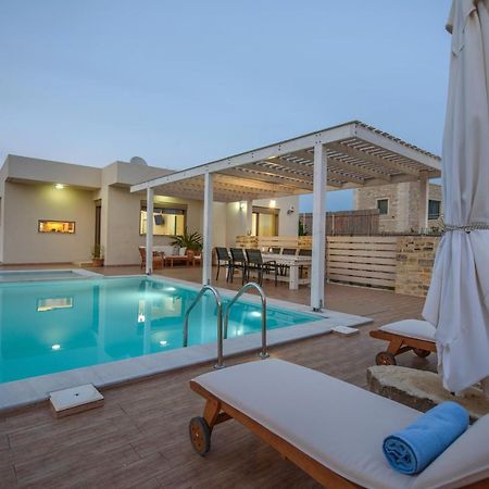 קמילרי Golden Sky Villa מראה חיצוני תמונה