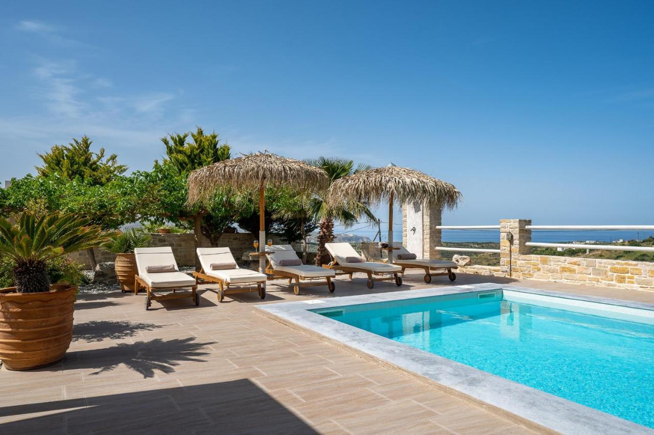 קמילרי Golden Sky Villa מראה חיצוני תמונה