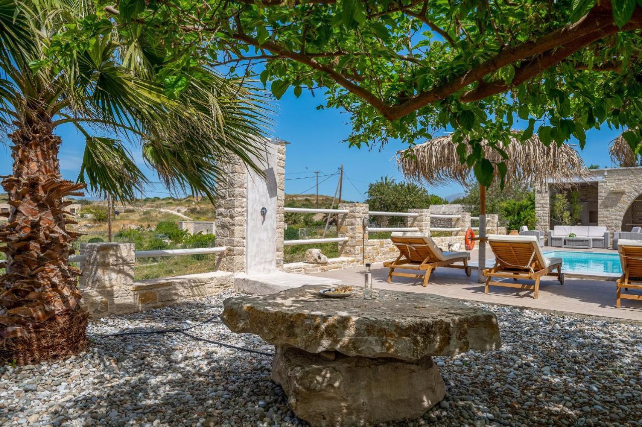 קמילרי Golden Sky Villa מראה חיצוני תמונה
