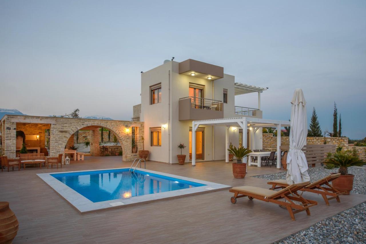 קמילרי Golden Sky Villa מראה חיצוני תמונה