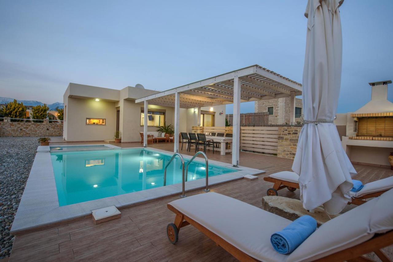 קמילרי Golden Sky Villa מראה חיצוני תמונה