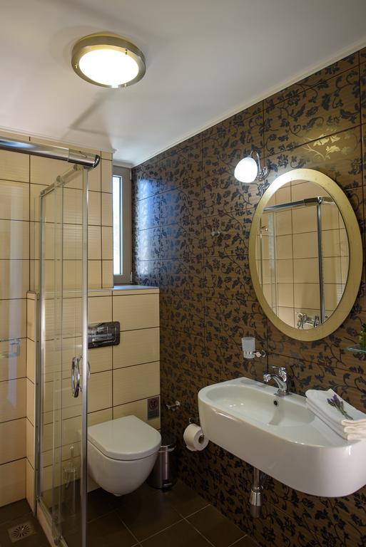 קמילרי Golden Sky Villa מראה חיצוני תמונה