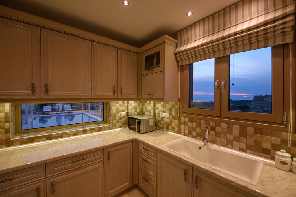 קמילרי Golden Sky Villa מראה חיצוני תמונה